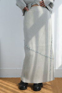 木耳滾線柔軟針織裙｜淺灰