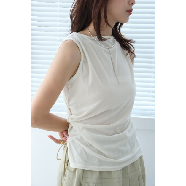 輕薄絲絨側扭結背心｜米白