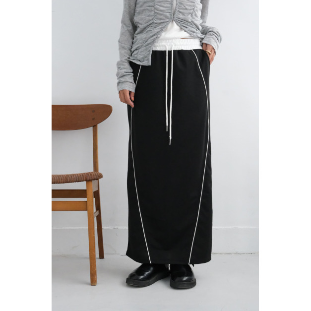 滾線剪裁休閒直筒裙｜黑