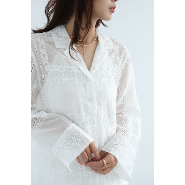 立體刺繡透光襯衫外套｜白