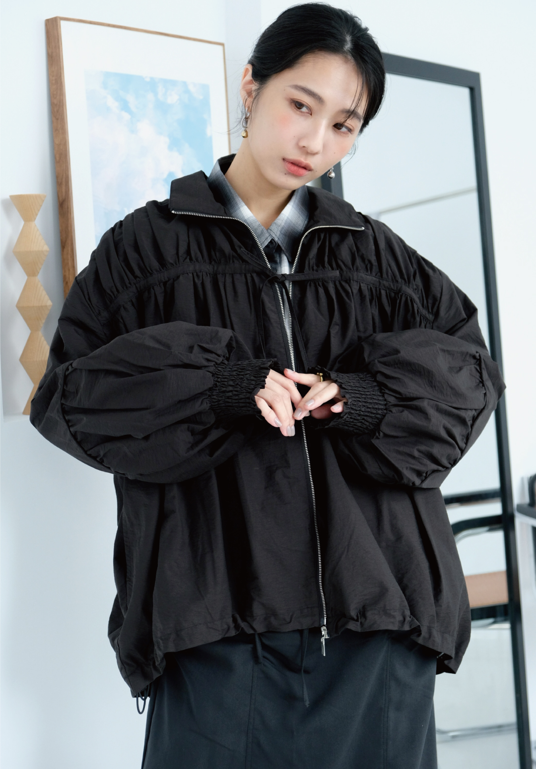 抓皺綁帶尼龍氣球外套｜黑_171ef9e402468ecf60674543fb664e50.jpg