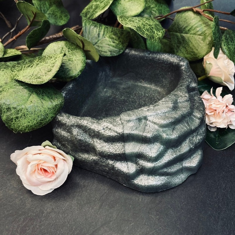 仿石爬蟲用水盆 三角 多用途 守宮 蛇 烏龜 倉鼠 天竺鼠可用