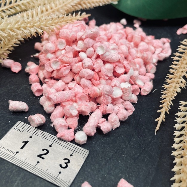 QQ紙粒 無粉塵 無毒紙漿 吸臭 黃金鼠倉鼠熊鼠波利鼠三線鼠布丁鼠銀狐鼠可用 1KG