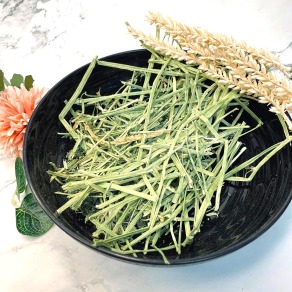 達爾文DARWIN-八里酪農兔子天竺鼠牧草-主食-紫花苜蓿草-500g