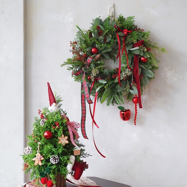 2025主題聖誕｜【紅蘋果聖誕花圈課程】12/13 (六) 下午 14 :00-17：00 pm