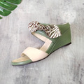 【英式下午茶】全真皮雙帶絲巾楔型拖鞋_杏/綠(23/23.5/25)