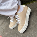 蜜桃奶茶色輕量防潑水休閒鞋_奶茶/白_6