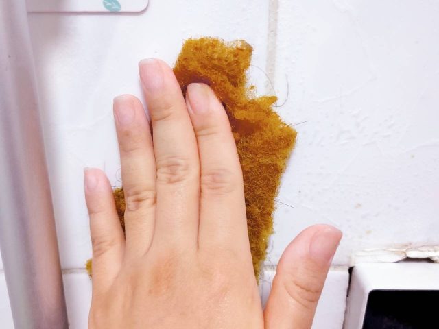 1.清潔貼附表面