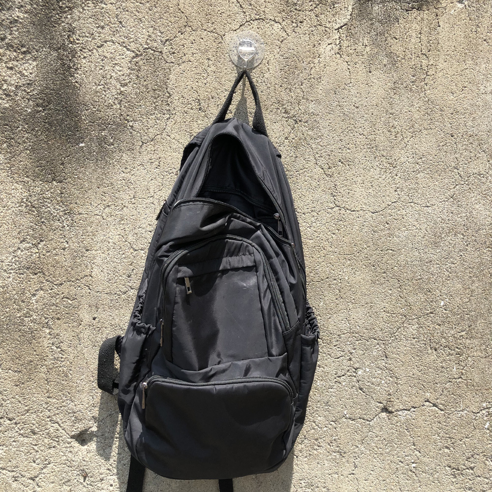 實際貼在水泥牆上的測試