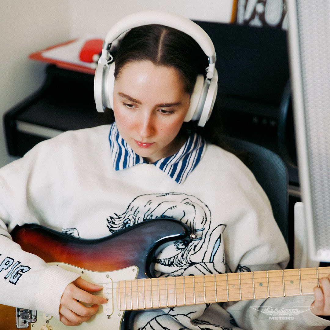 庫存出清！METERS | 英國重低音之王，抗噪藍牙耳機 雲彩白