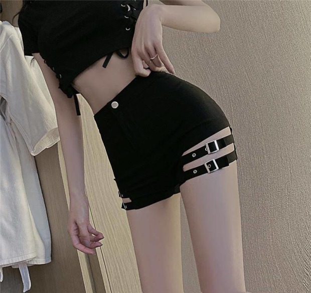 ｜ℳℰ ｜釣系辣妹個性高腰短褲