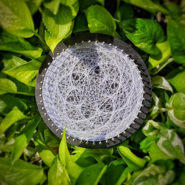 線藝作品｜銀白六瓣生命之花