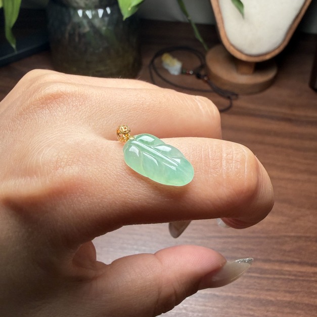 甜綠翡翠葉子 | 項鍊