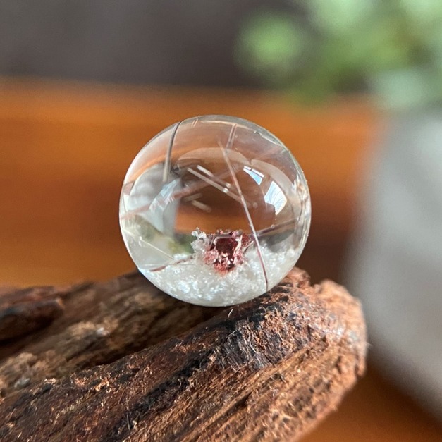 金紅石白幽靈方解石帶水膽