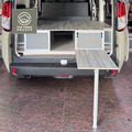 【戶外展限定】CMC J-SPACE 全功能車車宿套組｜變頻冷氣/電源/IGT爐具/百變床椅全整合・保留原車機能_3