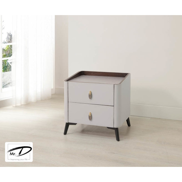 B3088 26-04 科瑞馬鞍皮床頭櫃