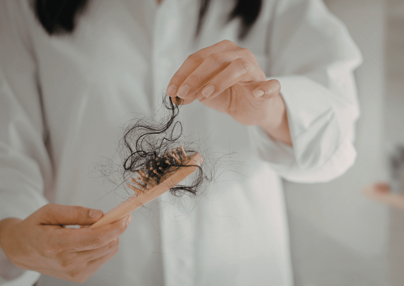 換季時掉髮量變多，是正常的嗎？多半和頭皮「不穩定」有關