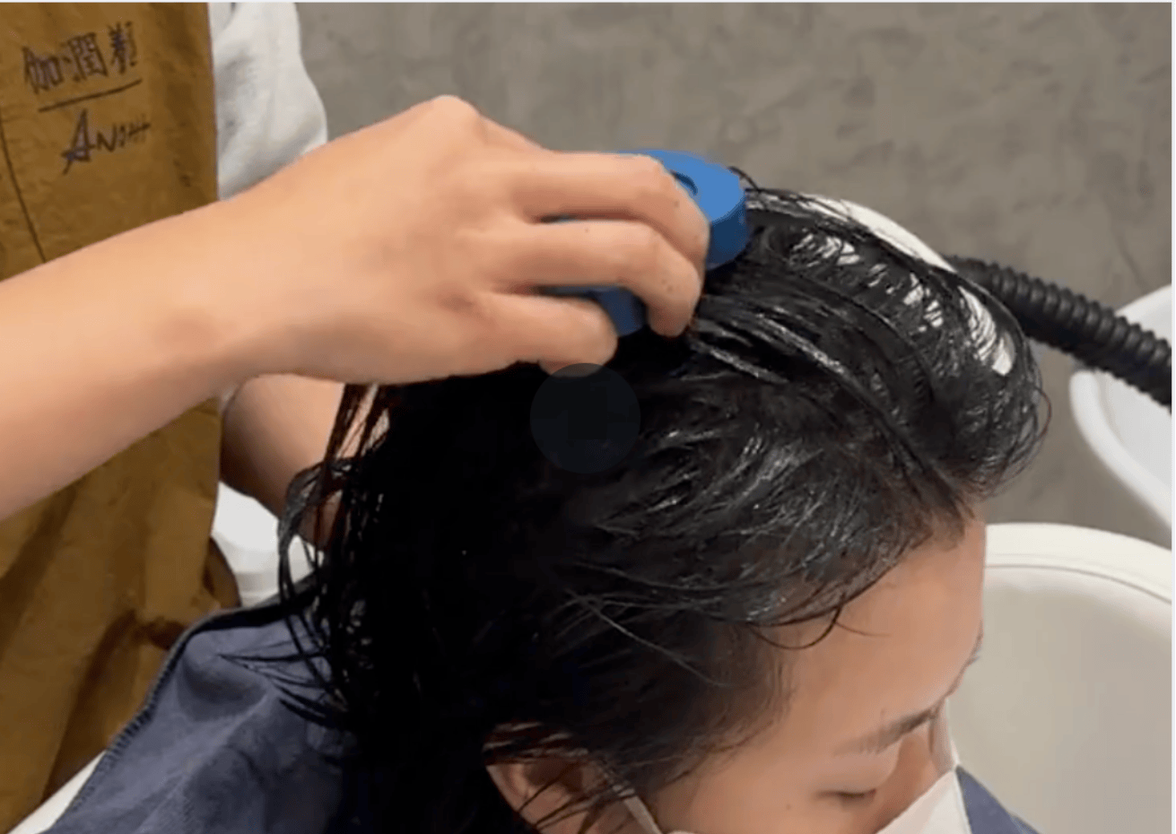 頭皮去角質多久一次才正確？不同頭皮狀況，一次說清楚