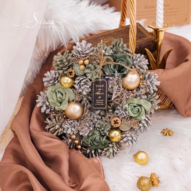 SÜSS聖誕限定 日本進口仿真乾燥花圈