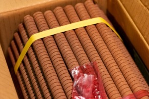 老山檀 螺旋貢香 2尺