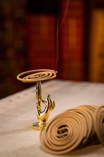 小盤香是什麼？用途、意義與使用場景一次了解｜李慶成製香