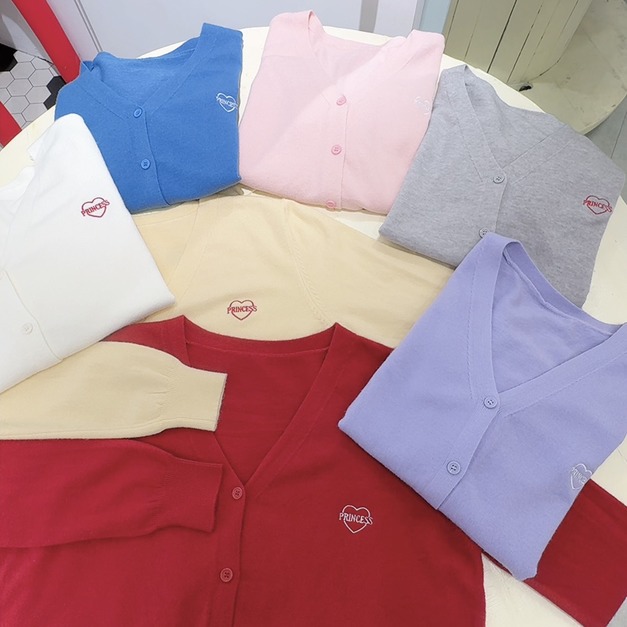 百搭開衫~愛心V領針織衫