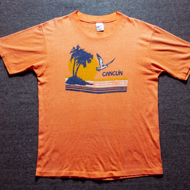 80年代 美國製 Sunstrokes 出品 墨西哥 坎昆 海島衝浪 旅行紀念品 50/50 古著T恤 TA31