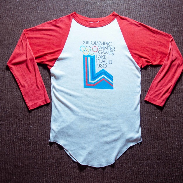 80年代 美國製 1980年冬季奧林匹克年運動會發行 50/50 古著七分袖奧運紀念T恤 TA49