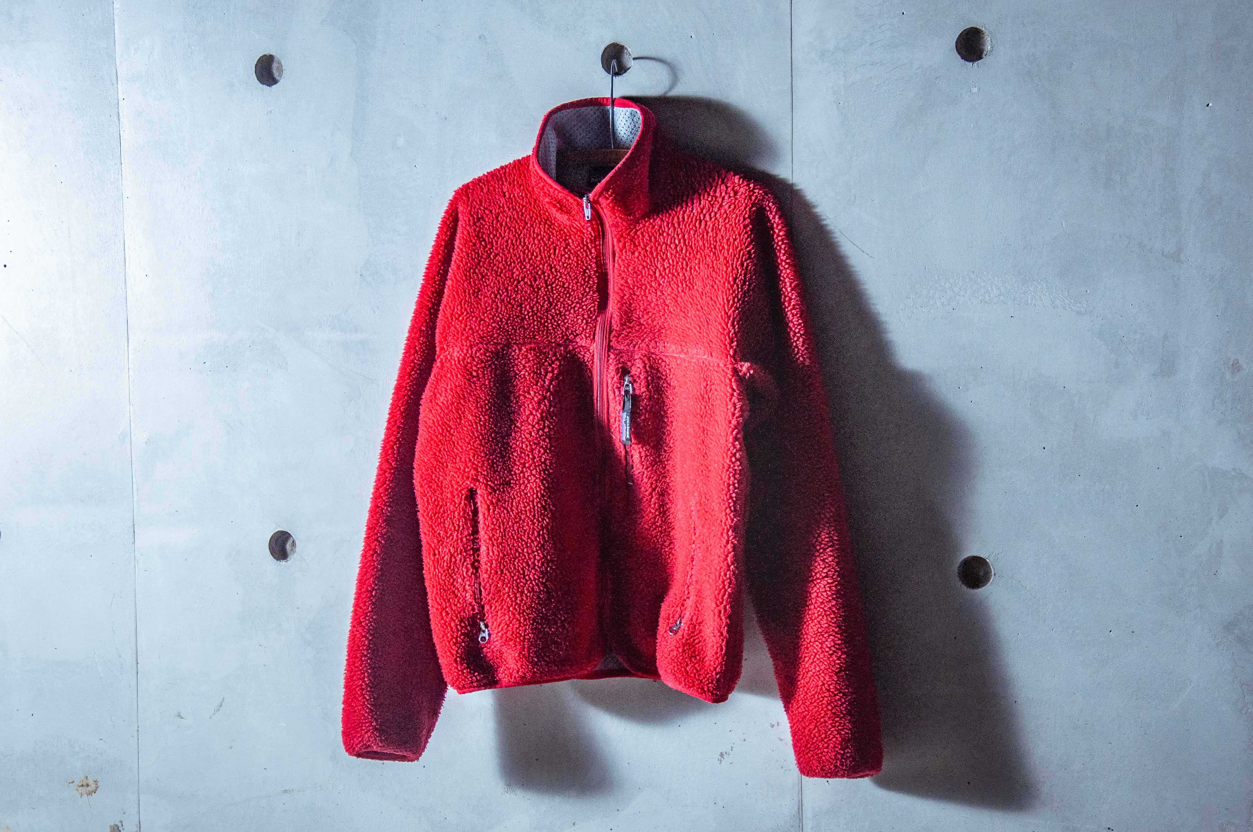 原版古著2000年Patagonia Retro Pile 亮紅配色搖粒絨熊衣外套( A款 