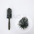 FAWEIO SM-耐熱原木黑白毛圓梳(半圓柄)_1