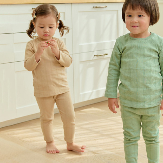 【新品到貨】奶杏柔舒日常-直條雲柔衣長袖韓國童裝 [K65809]