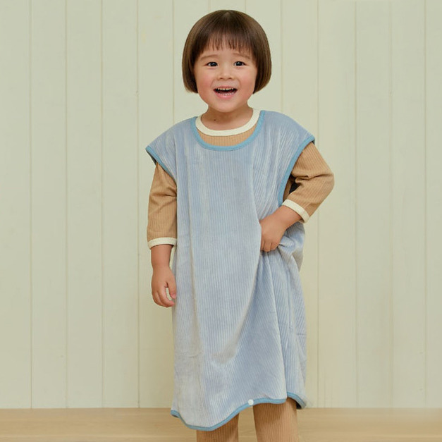 【新品到貨】海藍柔織長罩-[長版]森絨暖日背心韓國童裝[K684S]