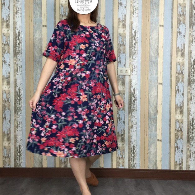 紅藍花棉麻洋裝