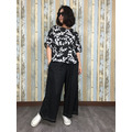黑白水墨抓皺上衣-黑底白葉_6