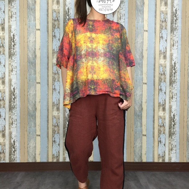 雙邊抓皺楓葉林上衣