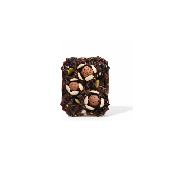 88LaVie 花漾序曲，多種堅果拼貼出的花卉層次，展現豐富的視覺美學。Blossom Prelude nut-topped chocolate craft cookie.