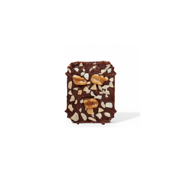 88LaVie 愛情核可，嚴選完整核桃切片與頂級巧克力底結合，象徵堅實心意。Walnut Love Slice premium walnut chocolate cookie.