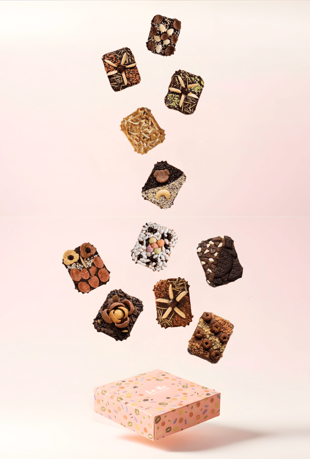 睛緻餅乾特寫細節，La Vie 花花嚴選頂級原料，手工拼貼造型藝術餅乾。