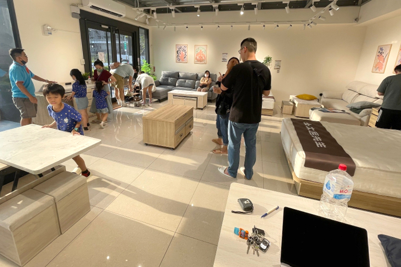 【媒體報導】大溪家具廠木匠先生在台中市東區開設無人自助體驗館