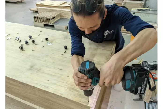 【媒體報導】桃園大溪木工職人精神｜木匠先生以變形茶几展現MIT傢俱工藝之美