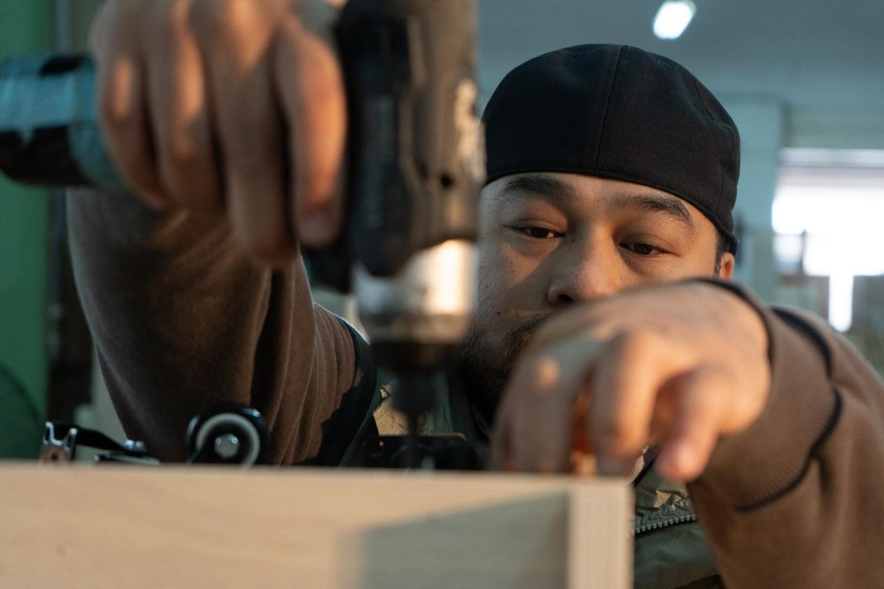 【媒體報導】大溪木工廠走向新零售 木匠先生變形茶几推動產業轉型