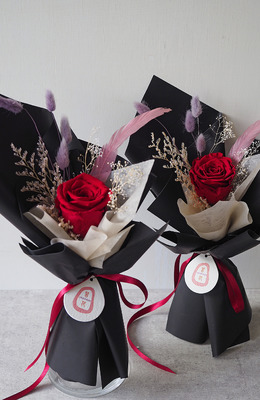 signature 單朵玫瑰永生花束