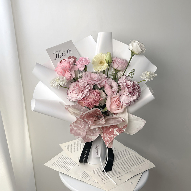 瞬時芳菲・含瓶康乃馨花束 (L)｜鮮花花束