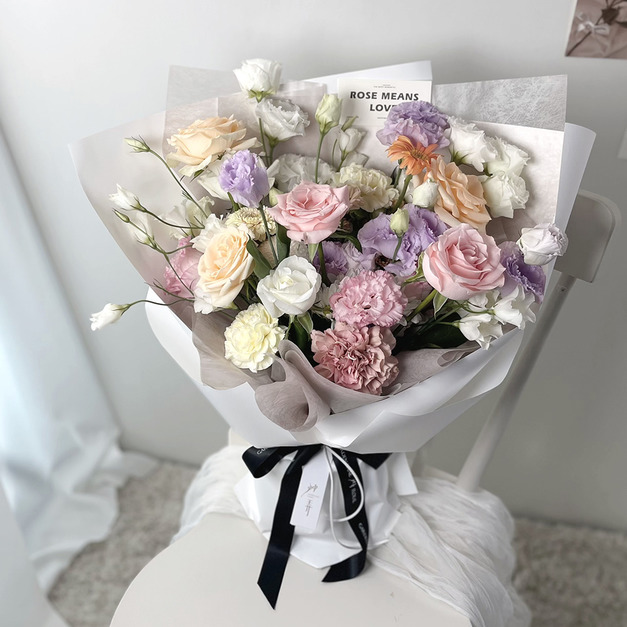雷諾瓦花園｜鮮花花束