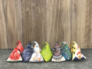 漢 方 防 蚊 香 包