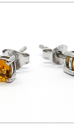 天然寶石925銀耳針(4爪鑲嵌，5mm黃水晶)