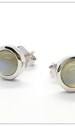 天然寶石925銀耳針(包鑲6mm月光石)