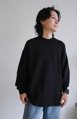 Basic輕彈柔軟微中領長袖 /四色