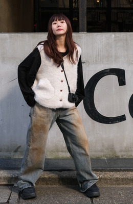 Q毛毛木扣短背心 /三色