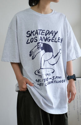 歪掉的滑板少年Tee /二色